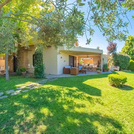 Villa Sani Lili 3 *