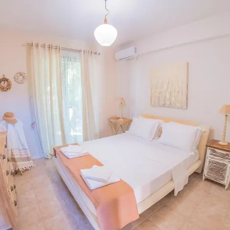 Sani Lili 3 Sani (Chalkidiki)